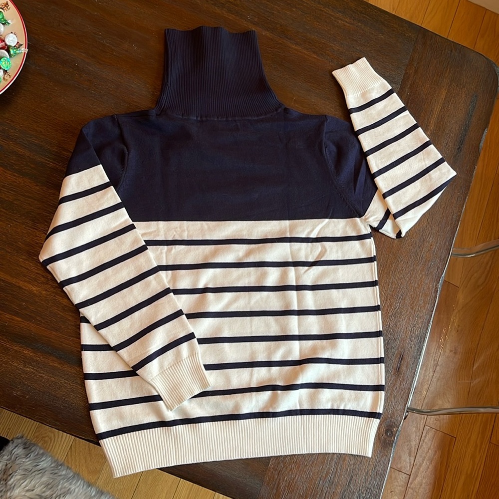 Kirundo turtle neck sweaters